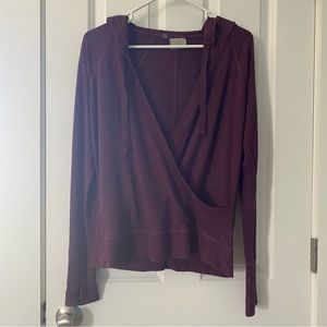 Athleta sweatshirt hoodie, Womens S, v-neck, long sleeve, maroon